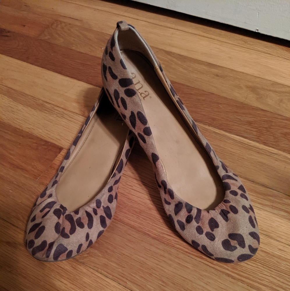Leopard Print Round Toe Flats